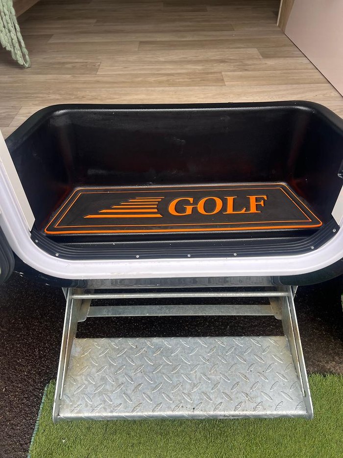 2025 Golf Grand Tourer 556 Gt