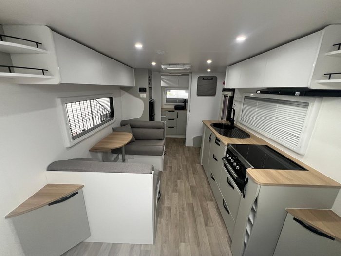 2025 Avan Aspire 587-1