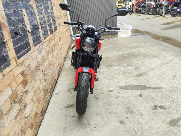 2025 TRIUMPH TRIDENT 660 ROAD RED