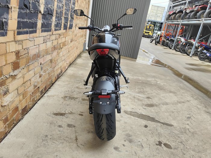 2025 TRIUMPH TRIDENT 660 ROAD RED