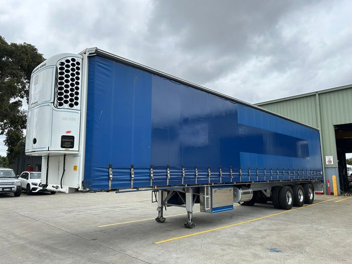 2009 Krueger St3 24 Pallet Sd Refrigerated Curtain Sider