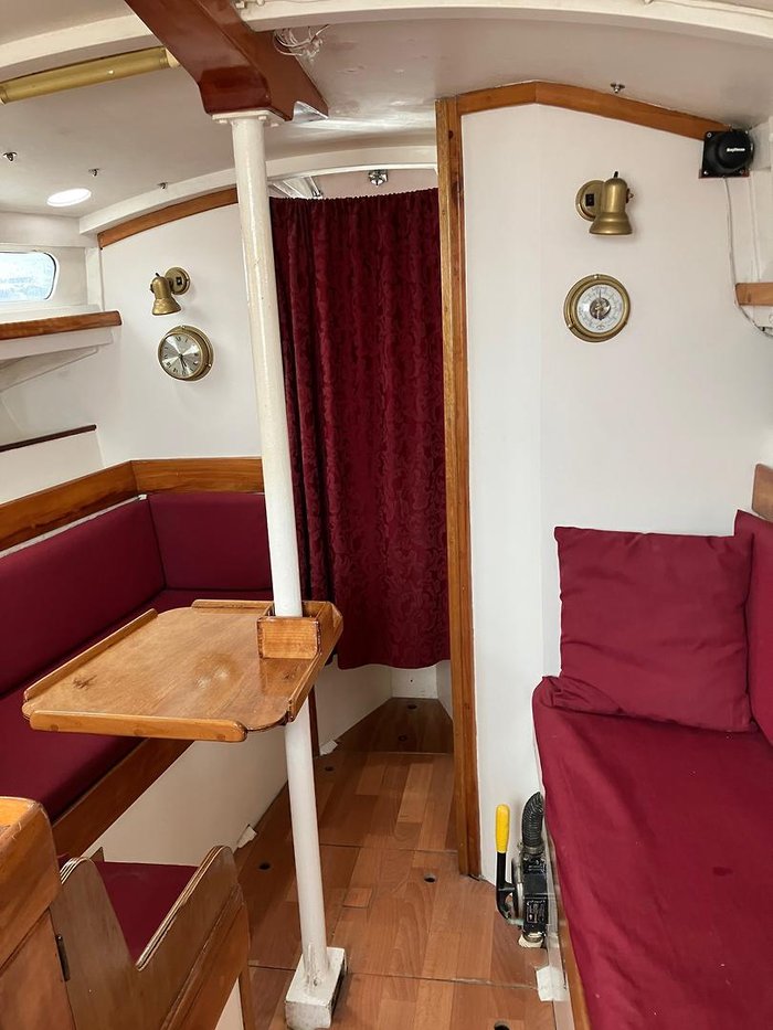 1986 Custom YACHT