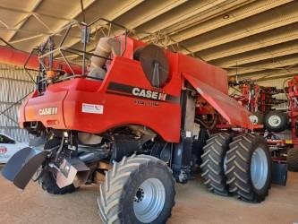 2014 CASE IH 7230 Axial-Flow Harvester