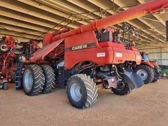 2014 CASE IH 7230 Axial-Flow Harvester