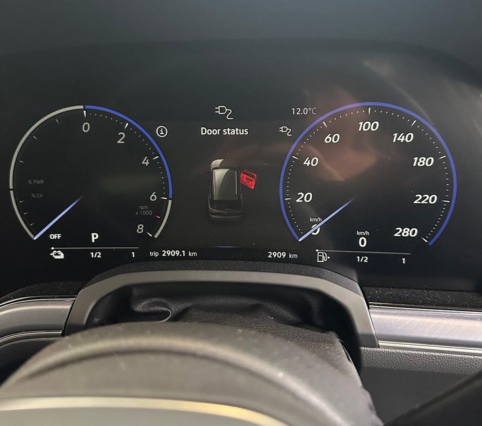 2024 Volkswagen Touareg R