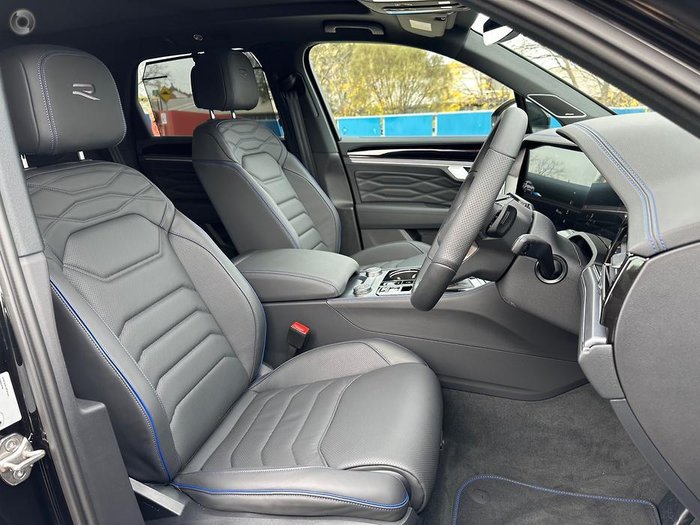 2024 Volkswagen Touareg R
