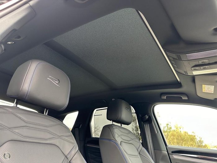 2024 Volkswagen Touareg R