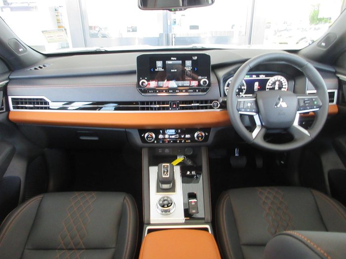 2024 Mitsubishi Outlander PHEV Exceed Tourer