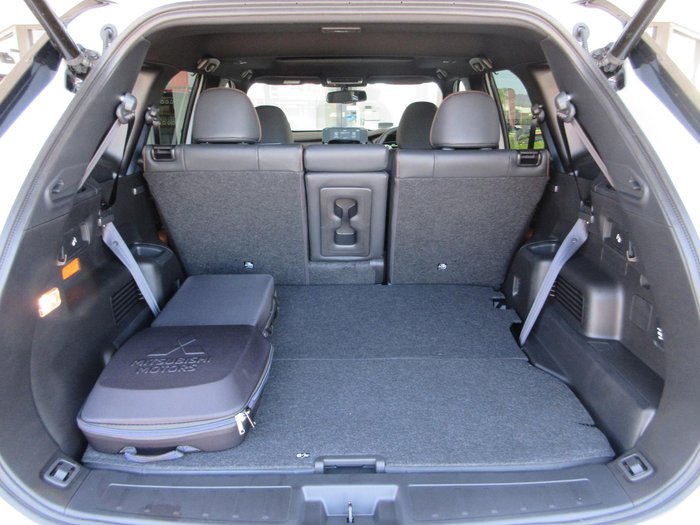 2024 Mitsubishi Outlander PHEV Exceed Tourer