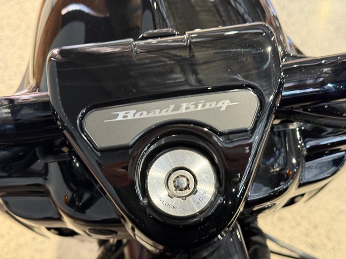 2022 Harley-Davidson Road King Special 114 (FLHRXS) Touring