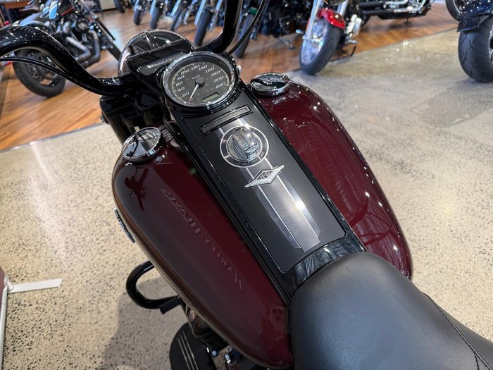 2022 Harley-Davidson Road King Special 114 (FLHRXS) Touring