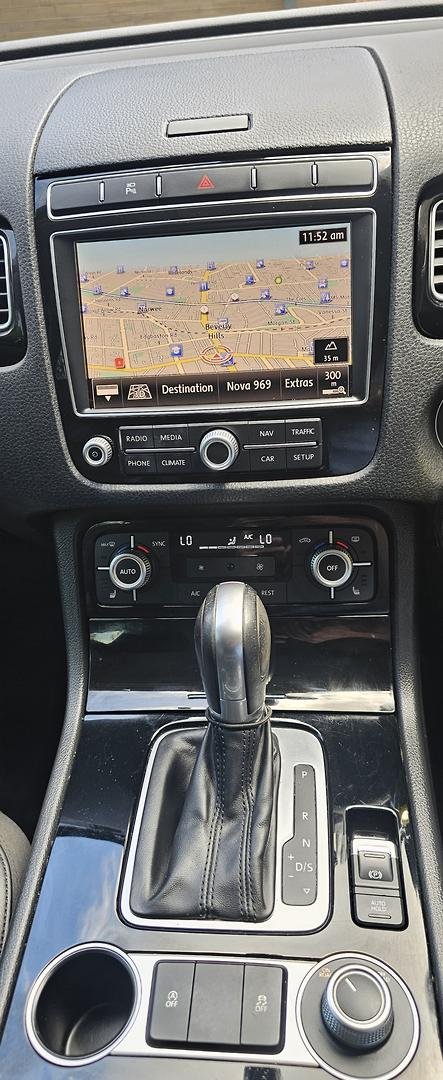 2015 Volkswagen Touareg 150TDI 7P MY15 Four Wheel Drive Pure White