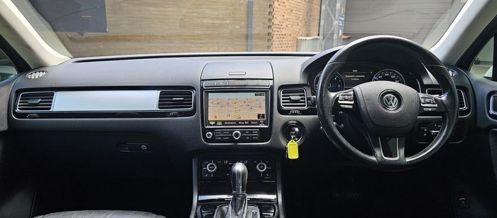 2015 Volkswagen Touareg 150TDI 7P MY15 Four Wheel Drive Pure White