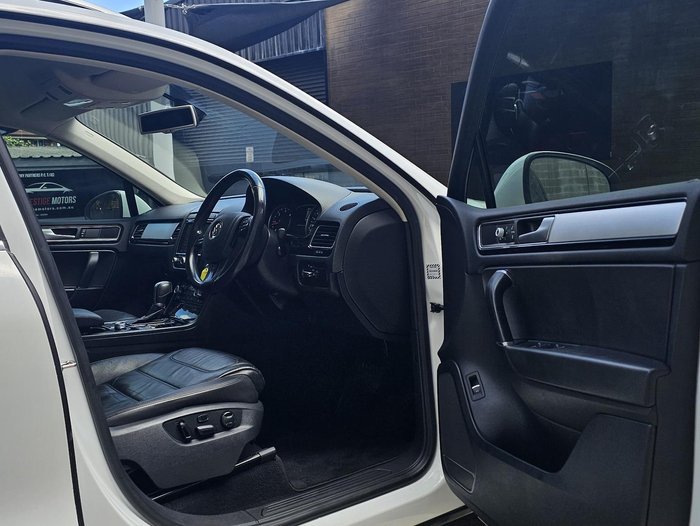 2015 Volkswagen Touareg 150TDI 7P MY15 Four Wheel Drive Pure White
