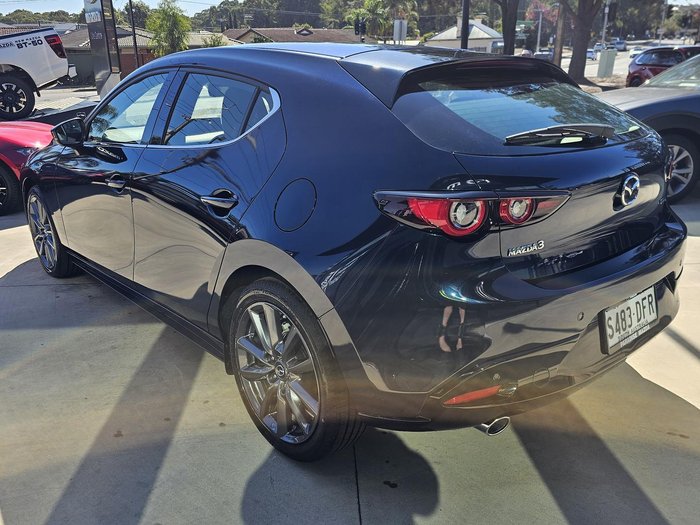 2024 Mazda 3 G25 GT