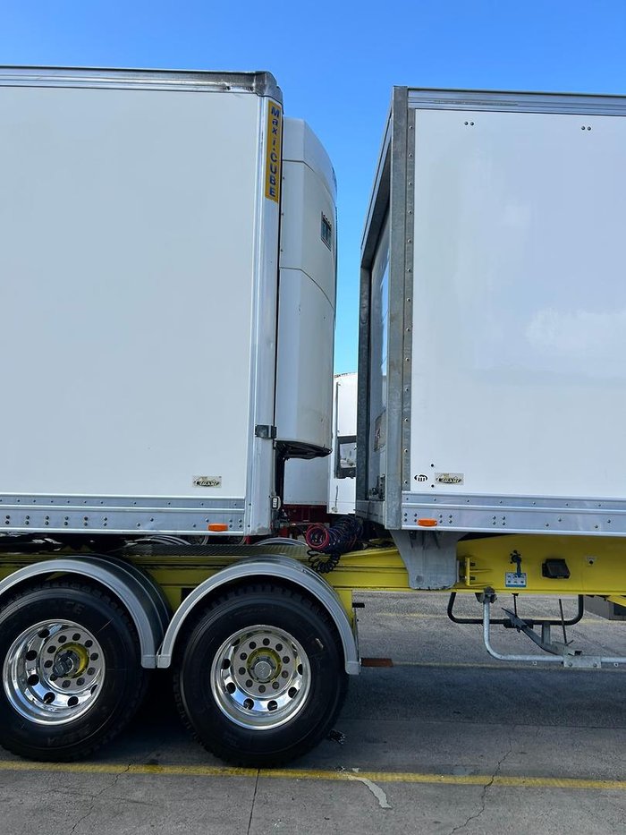 2016 Maxitrans 34 Pallet -18 High Cube Reefer, Roller Door, Tail Gate Yellow