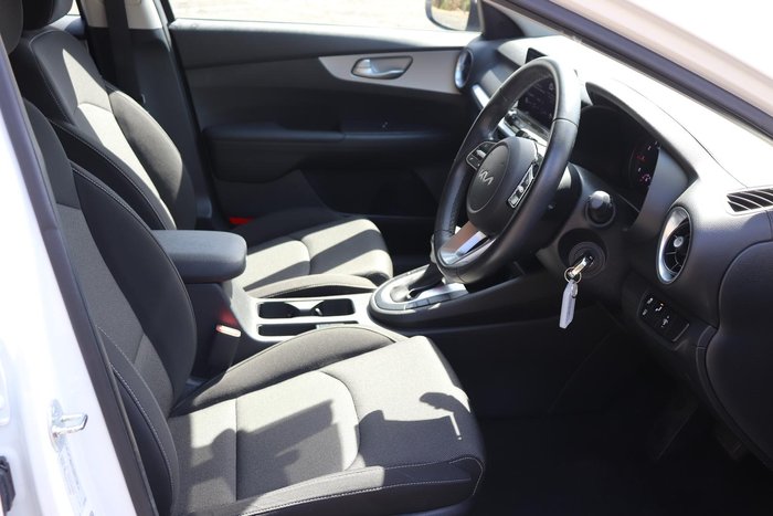2023 Kia Cerato S