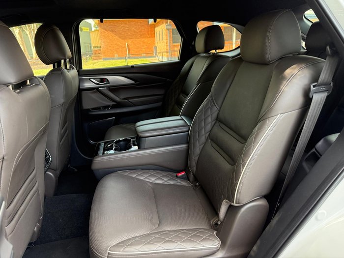2022 Mazda CX-9 Azami LE
