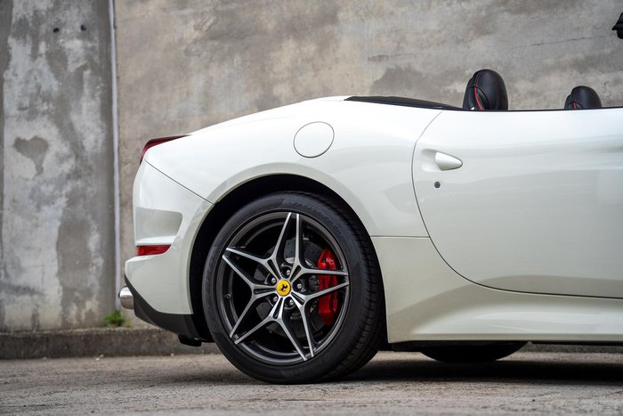 2015 Ferrari California T