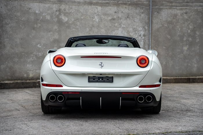 2015 Ferrari California T