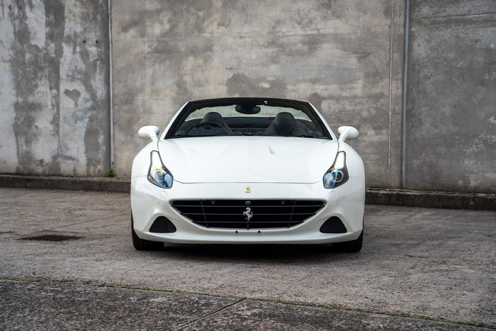2015 Ferrari California T