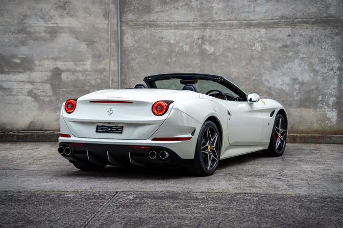 2015 Ferrari California T
