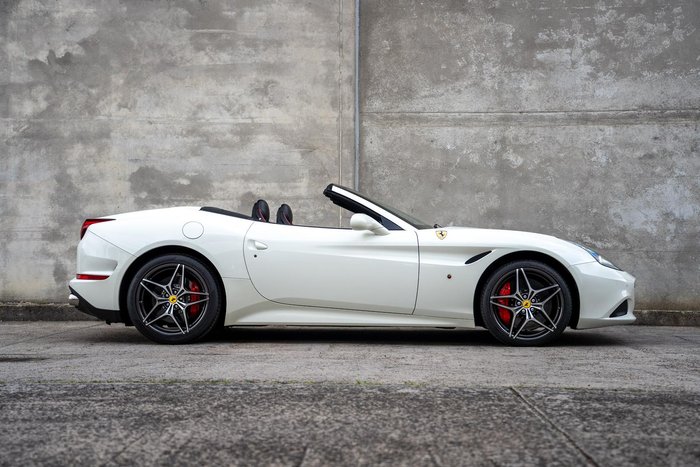 2015 Ferrari California T