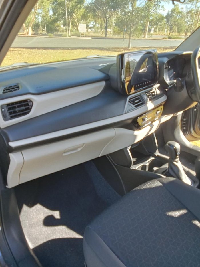 2024 Suzuki Swift Hybrid UZ Mineral Grey