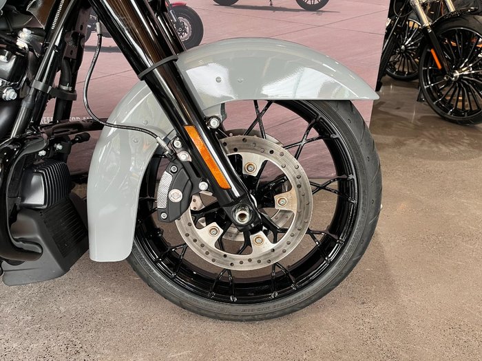 2025 HARLEY-DAVIDSON FLHRXS ROAD KING SPECIAL