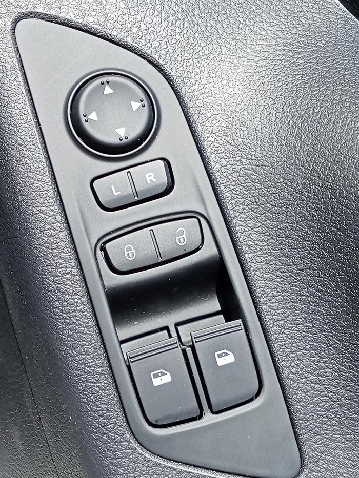 2024 LDV G10 + SV7C MY24 Blanc White