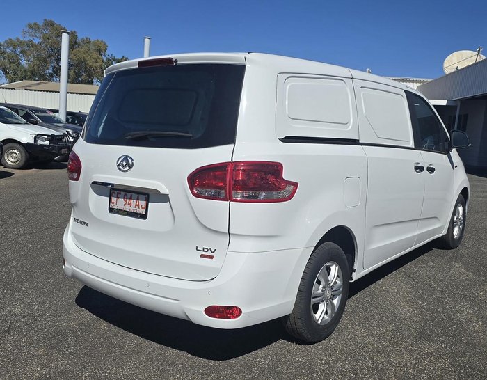 2024 LDV G10 + SV7C MY24 Blanc White