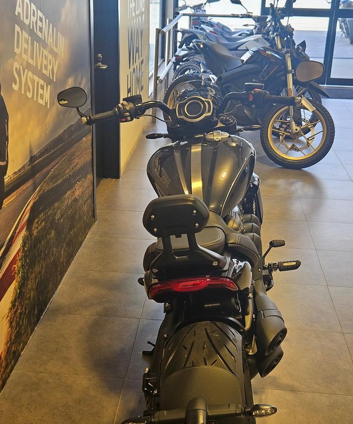 2025 Triumph Rocket 3 GT Storm Rocket Black