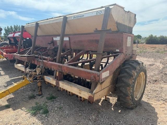 0 1985 INTERNATIONAL MCCORMACK 6 2