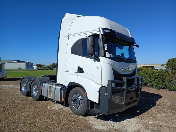 2024 Iveco S-Way AS700
