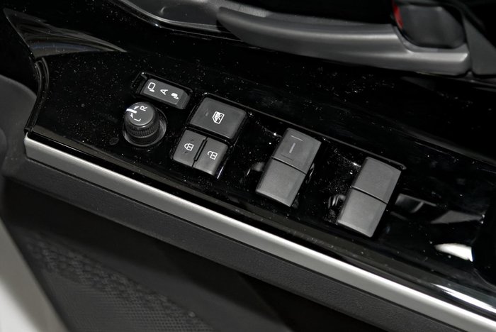 2024 Subaru Solterra AWD E1-1 MY24 AWD Cosmic White