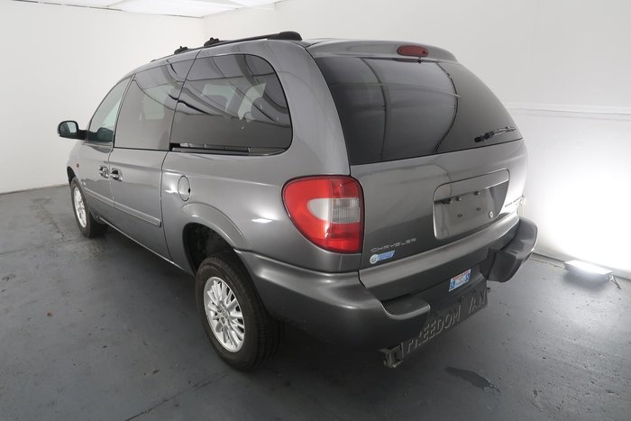 2005 Chrysler Grand Voyager SE 4th Gen MY05 Mineral Grey