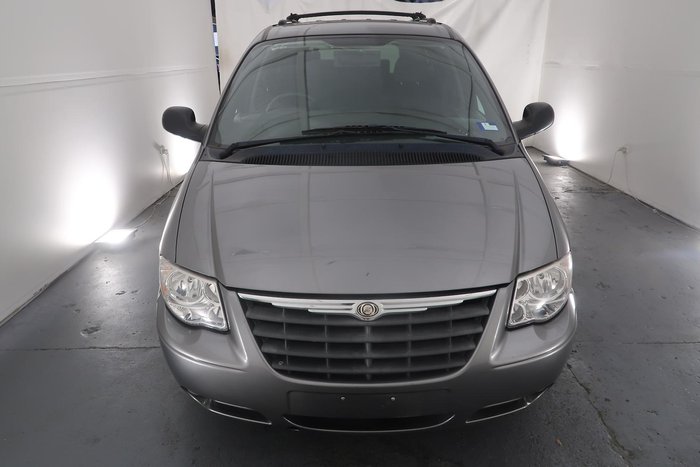 2005 Chrysler Grand Voyager SE 4th Gen MY05 Mineral Grey