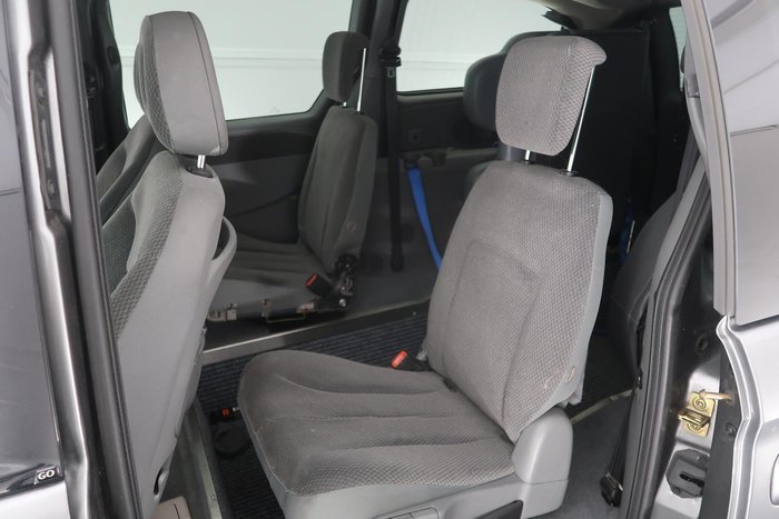 2005 Chrysler Grand Voyager SE 4th Gen MY05 Mineral Grey