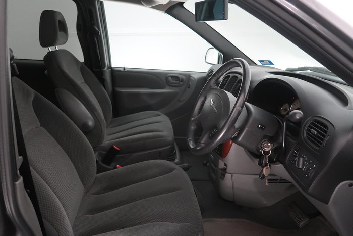2005 Chrysler Grand Voyager SE 4th Gen MY05 Mineral Grey