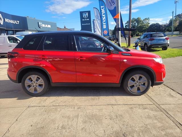 2024 Suzuki Vitara LY Series II Bright Red 5/Black Two Tone
