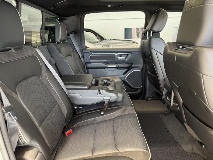 2024 RAM 1500 Laramie Sport RamBox