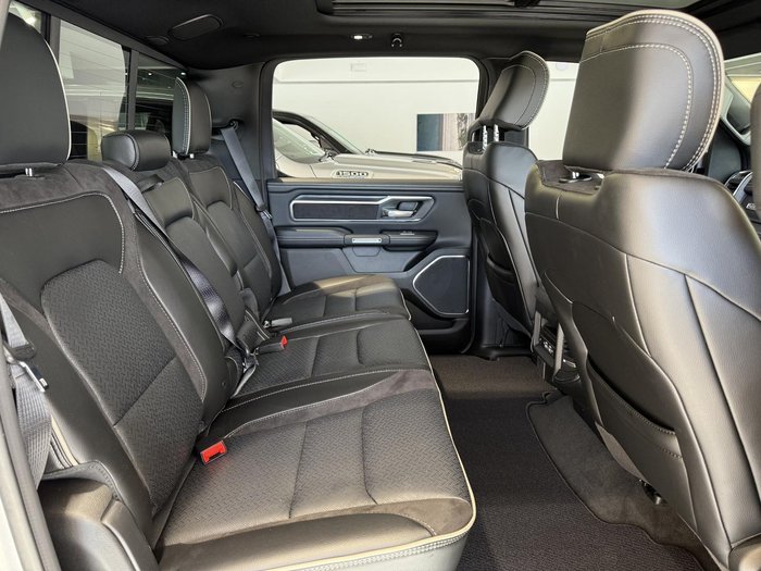 2024 RAM 1500 Laramie Sport RamBox