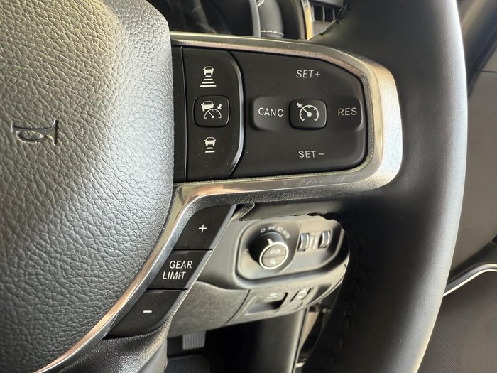 2024 RAM 1500 Laramie Sport RamBox