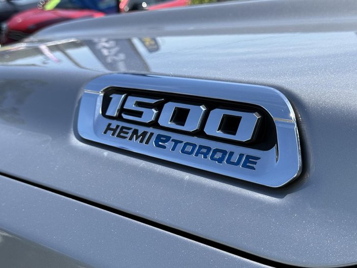 2024 RAM 1500 Laramie Sport RamBox