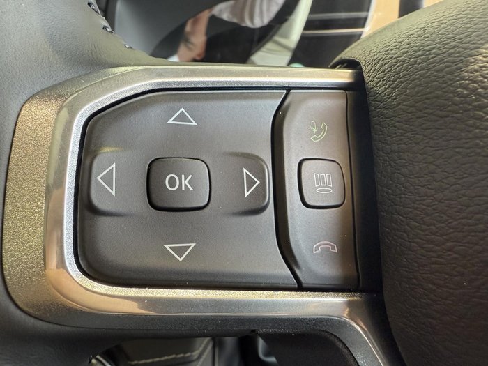 2024 RAM 1500 Laramie Sport RamBox