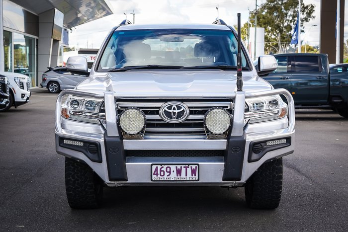 2016 Toyota LANDCRUISER
