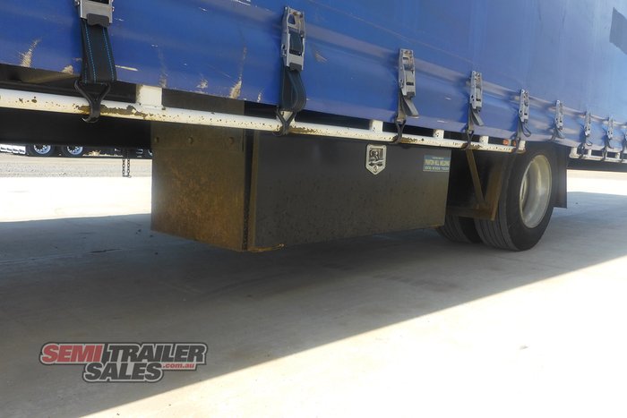 2015 Panton Hill 10 Pallet Curtainsider Pig Trailer