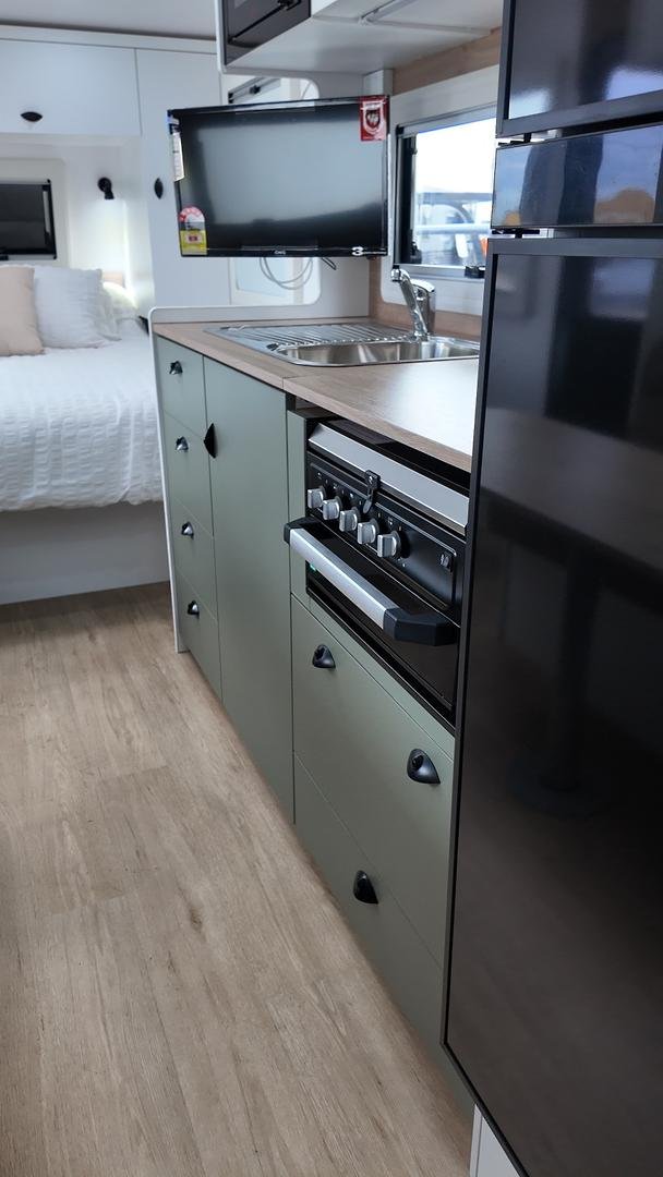 2025 Newlands Family Tourister 650