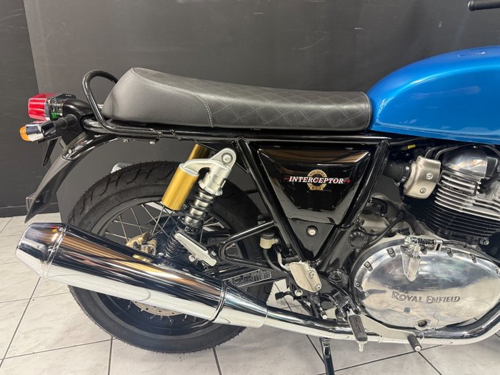 2023 Royal Enfield INTERCEPTOR 650 E5 CLASSIC Blue