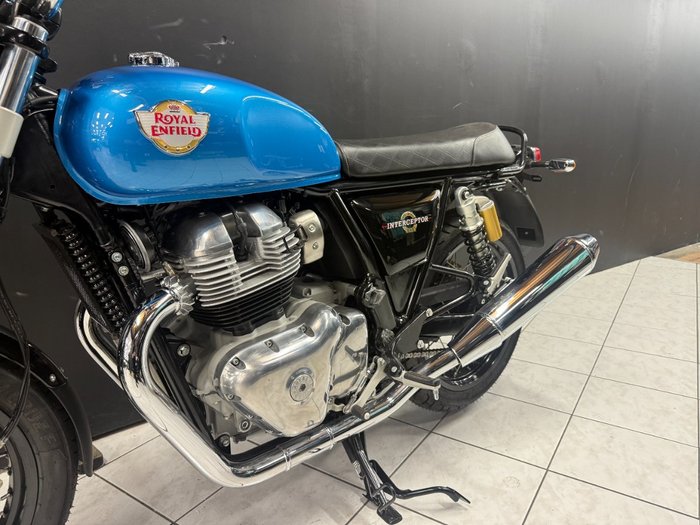 2023 Royal Enfield INTERCEPTOR 650 E5 CLASSIC Blue